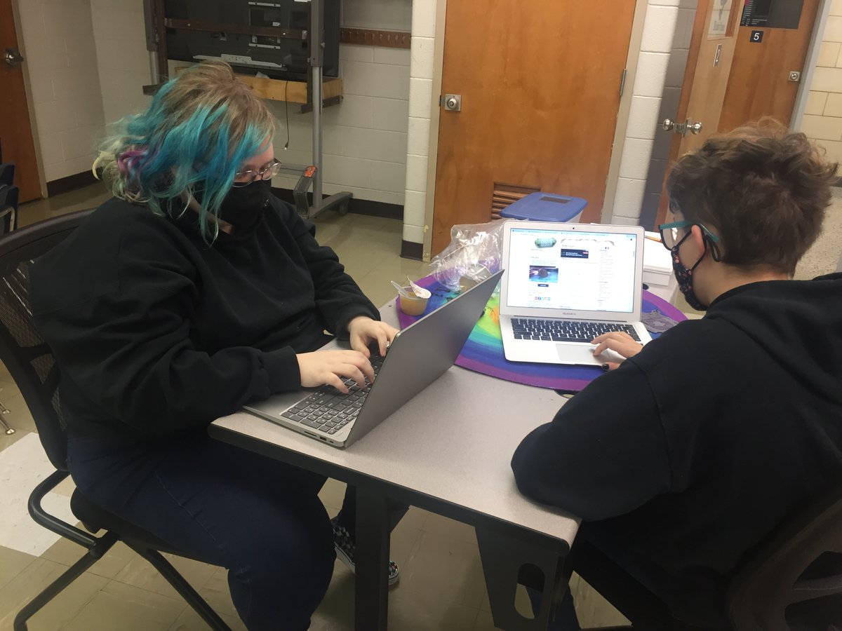 HcpsLearning's tweet image. #CA Cybersecurity students racking up points during the first day of #RUSecure CTF Qualifying Round. Keep up the great work!