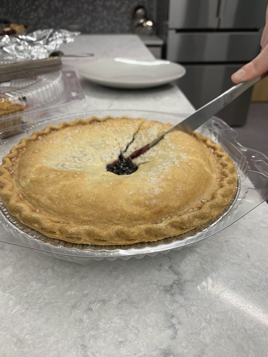 FITtech's tweet photo. It's 3:14 on 3/14 and no matter how you slice it, FIT knows how to celebrate. Happy Pi Day! 

#PiDay https://t.co/Qt6Knu0qxZ