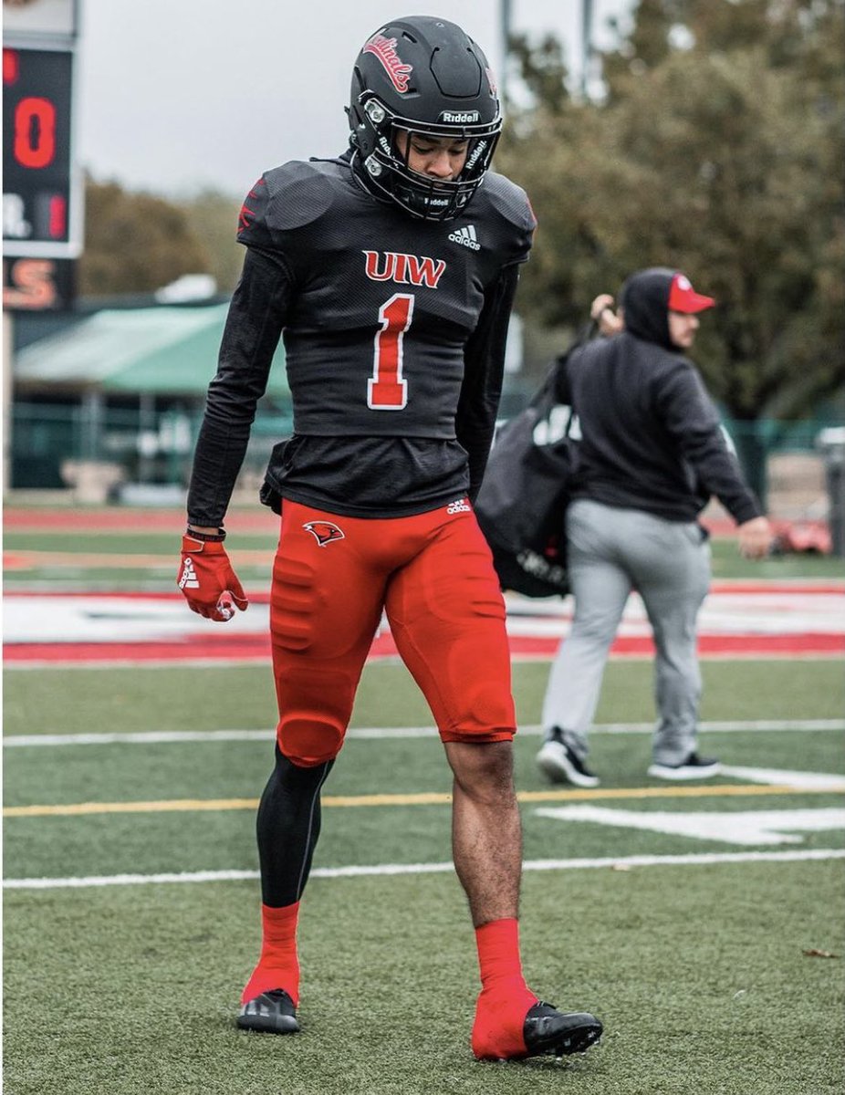 Deuce Adams tweet media