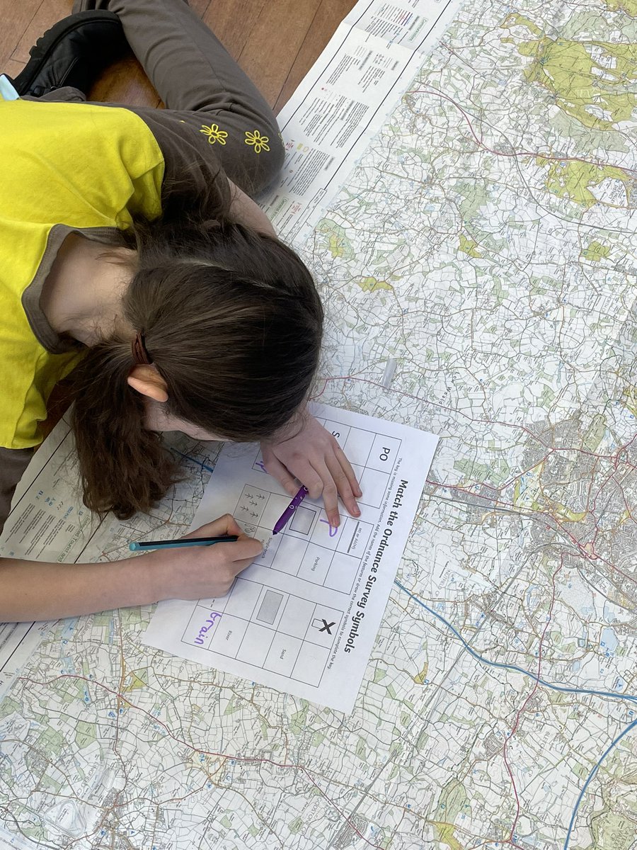 1st Hawthorns Brownies tweet media