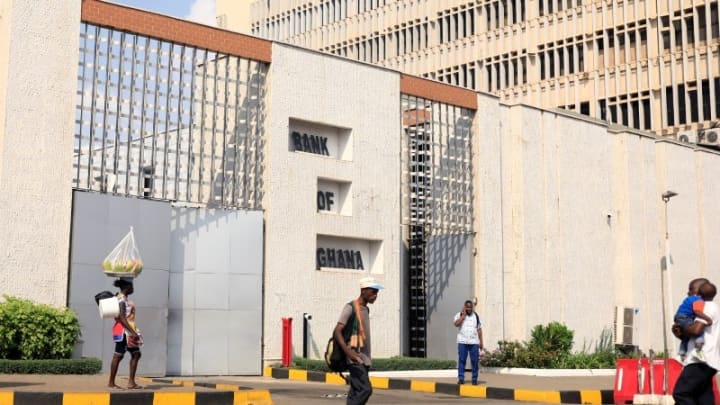 news_ghana's tweet photo. Bank of Ghana orders Dash App to cease operations immediately https://t.co/3poPxspK2z #Technology #BankOfGhana #DashApp #SpektraTechnologies https://t.co/Zw4XsnPB0W
