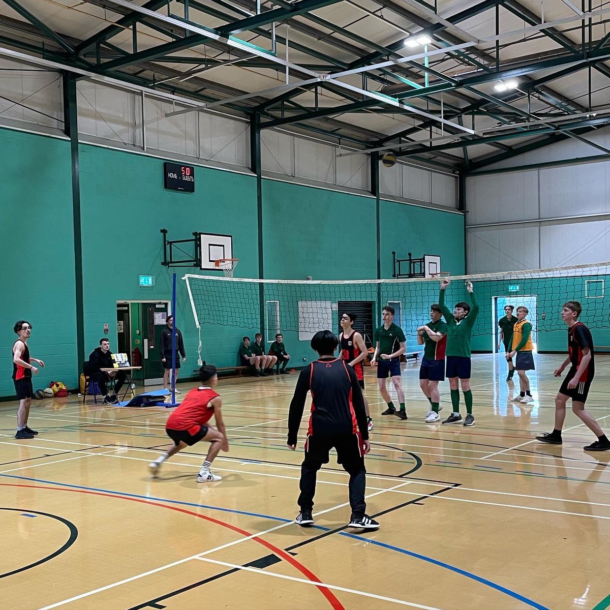 OSA_PE's tweet photo. Year 11 headed over to Stanborough for a friendly volleyball fixture. All students enjoyed a great 4 set match, with each set only separated by a few points! A highly enjoyable match and we look forward to another fixture soon! 

23-25 (Stan)
18-25 (Stan)
18-25 (Stan)
25-18 (OSA) https://t.co/2EU2pGZoJg