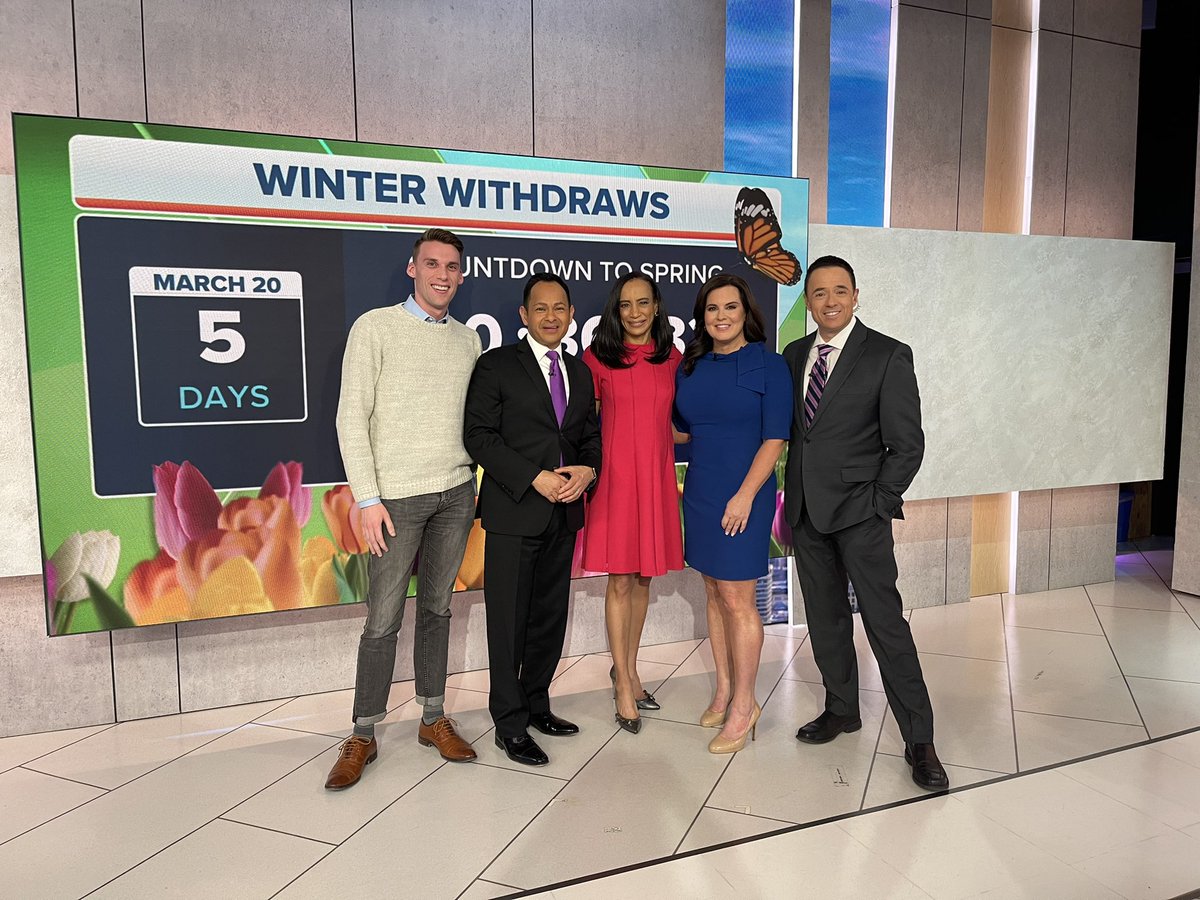 amyfreeze's tweet photo. Thank you for sharing your mother’s legacy @DailStClaire with us @foxweather @DylanDeBruynWX @CraigHerreraTV @johnmarshall_wx #WomensHistoryMonth https://t.co/nQcJslBiGe