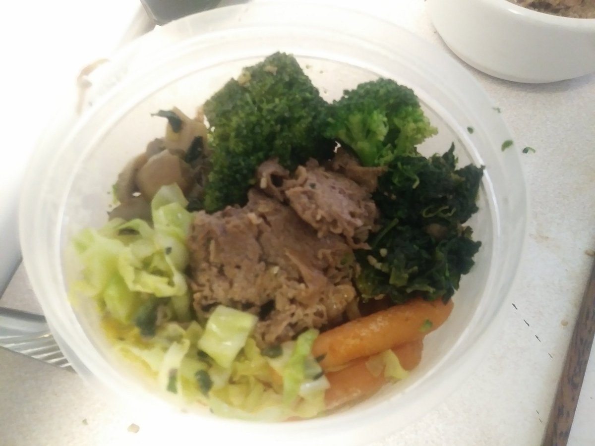 Dark_Breed's tweet photo. #LunchON! https://t.co/2qFRfRBAOO