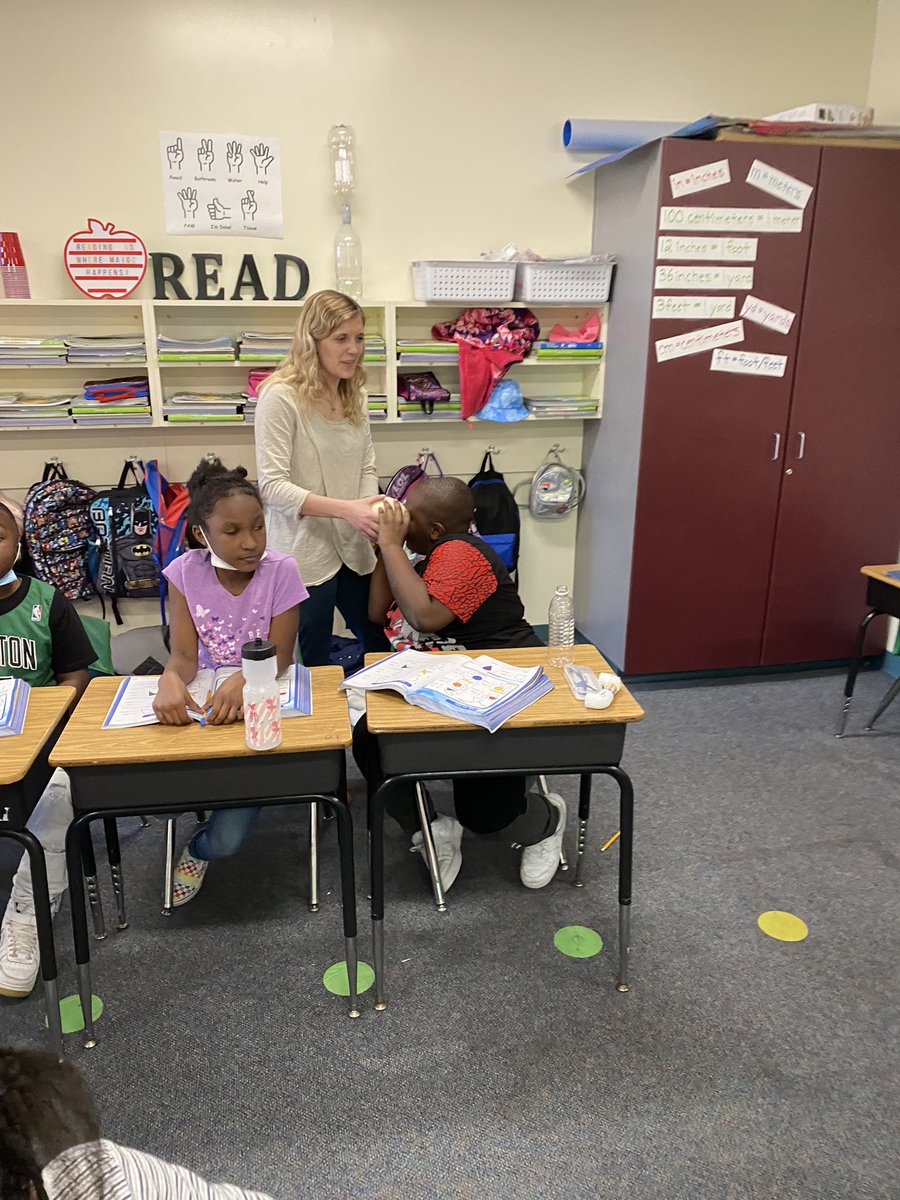 Mrs_Renfroe's tweet photo. #AnimalUnit #LittleScientists Students got to touch and look inside a hallow Ostrich egg today! They had so many great observations &amp; questions! @Killian_STEAM @PaigeMaloneKES @gore_mgore @franklinscsu @jamesann_sheley https://t.co/pvGVceRyJD