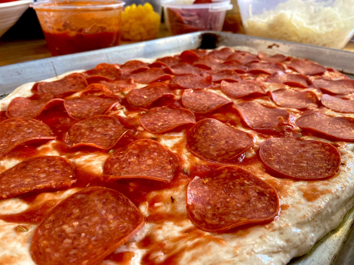 ChefPendergast's tweet photo. March break means family pizza party! @fornocultura thanks for the inspiration! Pendergast Bread is back in action Wednesday-Saturday. #peifood https://t.co/X1GQ6u0EB0