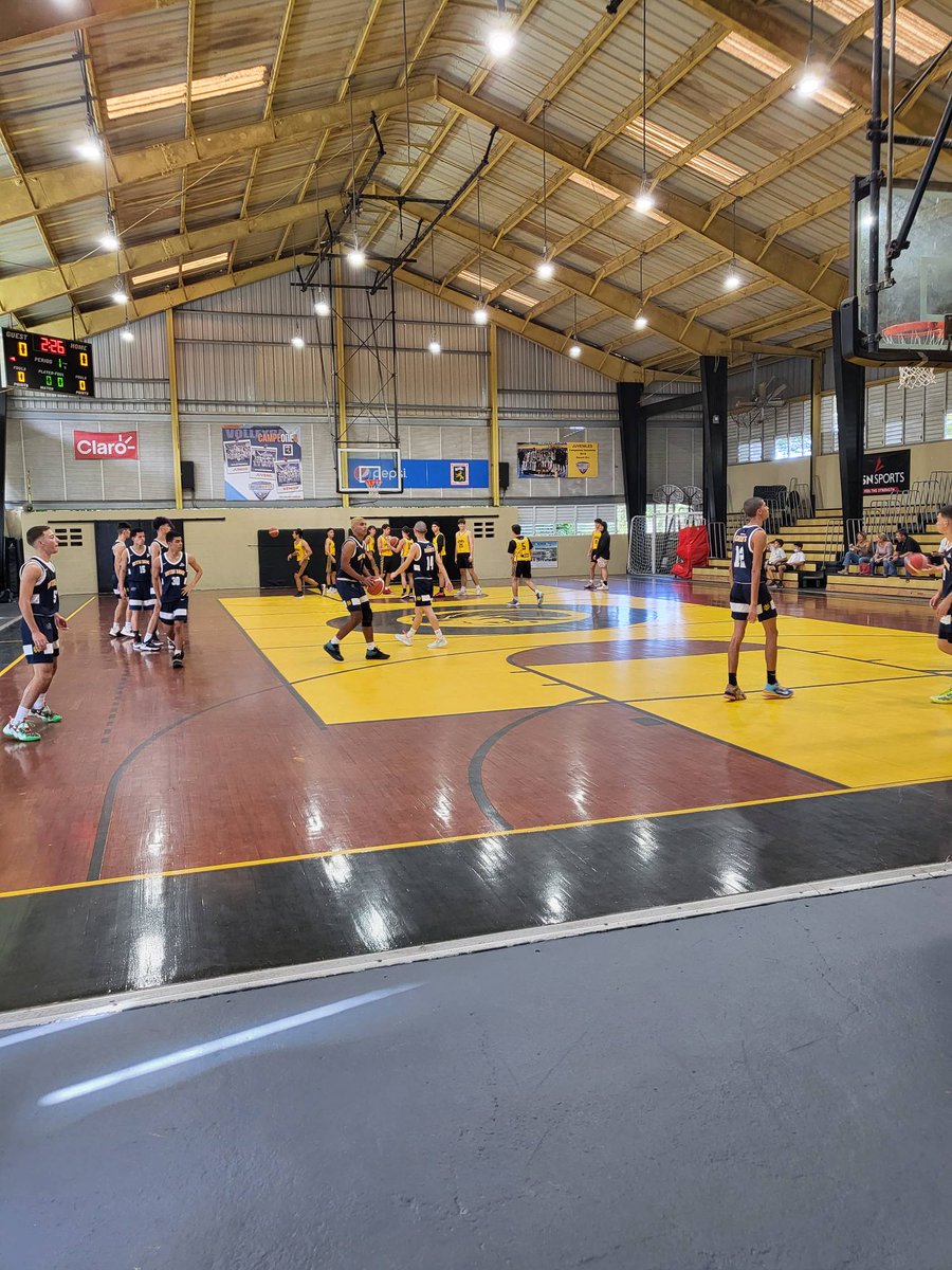 ColSanIgnacioPR's tweet photo. #CSIDeportes PlayOffs Varsity #PRHSAA https://t.co/xyjwDLijho
