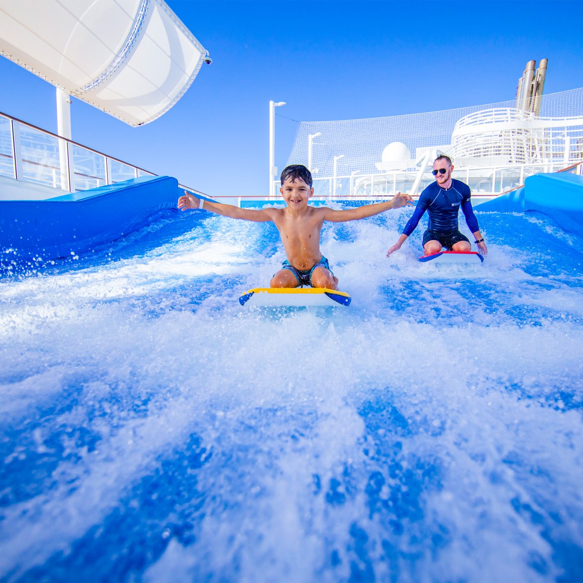 Life’s a rush – enjoy the ride. 🏄 #WonderoftheSeas
📸: Nathalie F.