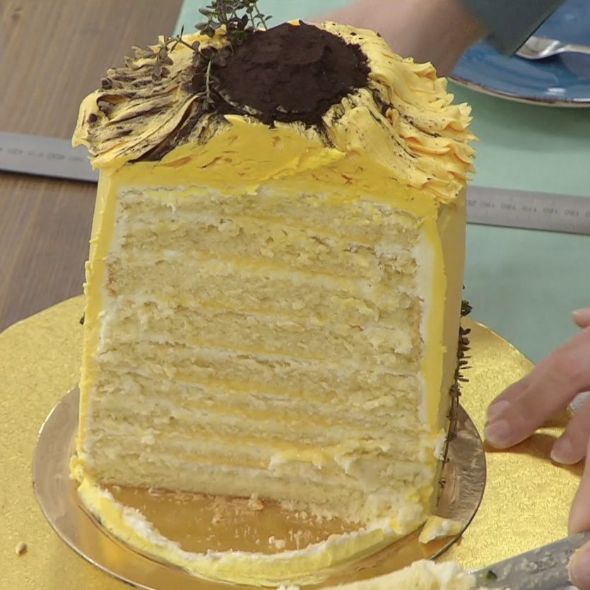 Lenka si pro porotce v osobní výzvě připravila višňovou bublaninu s jahodami. V technické výzvě obsadila 11. místo. V kreativní výzvě připravila dort s jarní tematikou, který měl nahoře nastříkanou slunečnici, pan Maršálek v dortu ocenil okrajované pečené vrstvy piškotu.