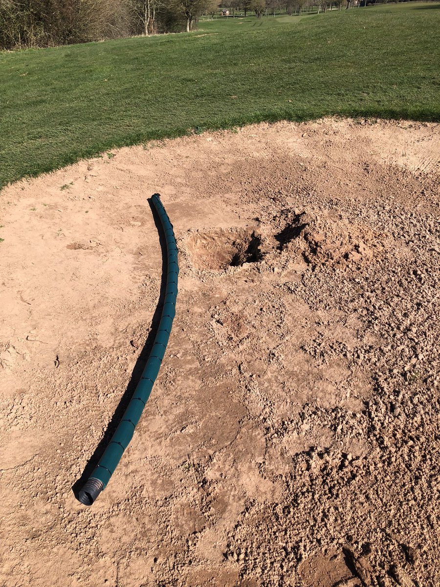 drainnovation's tweet photo. Trialling vertical drainage with capillary siphonic Drainbelt @KirbyGolfClub augered to 2.8m and fitted with 200mm Drainbelt around a 60mm land drain. https://t.co/mB8ZfwBjis