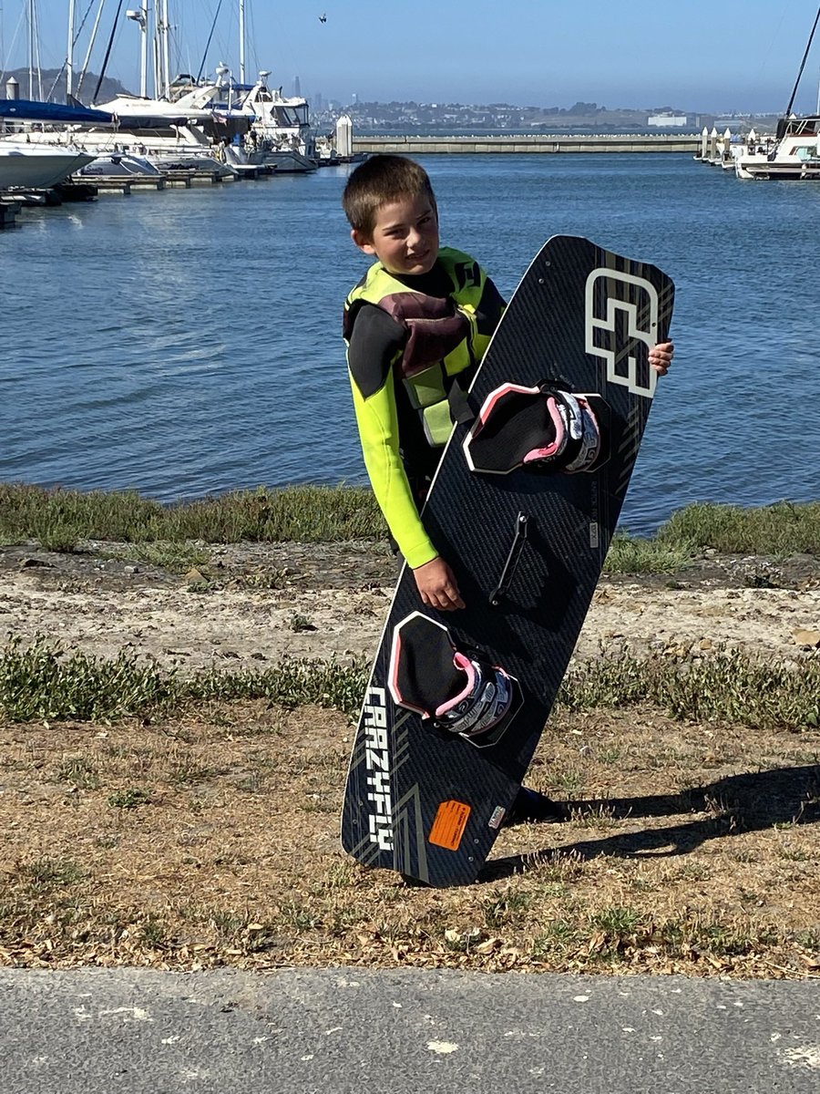 JeffKafka's tweet image. The wind season has begun. We are excited to teach future kiteboarders, wing surfers and foilers. We will be teaching most days between 12 and 7pm from March 15-Nov 15th. Can text 650-218-6023 to get on the schedule. Here are a few shots from our most recent lessons.