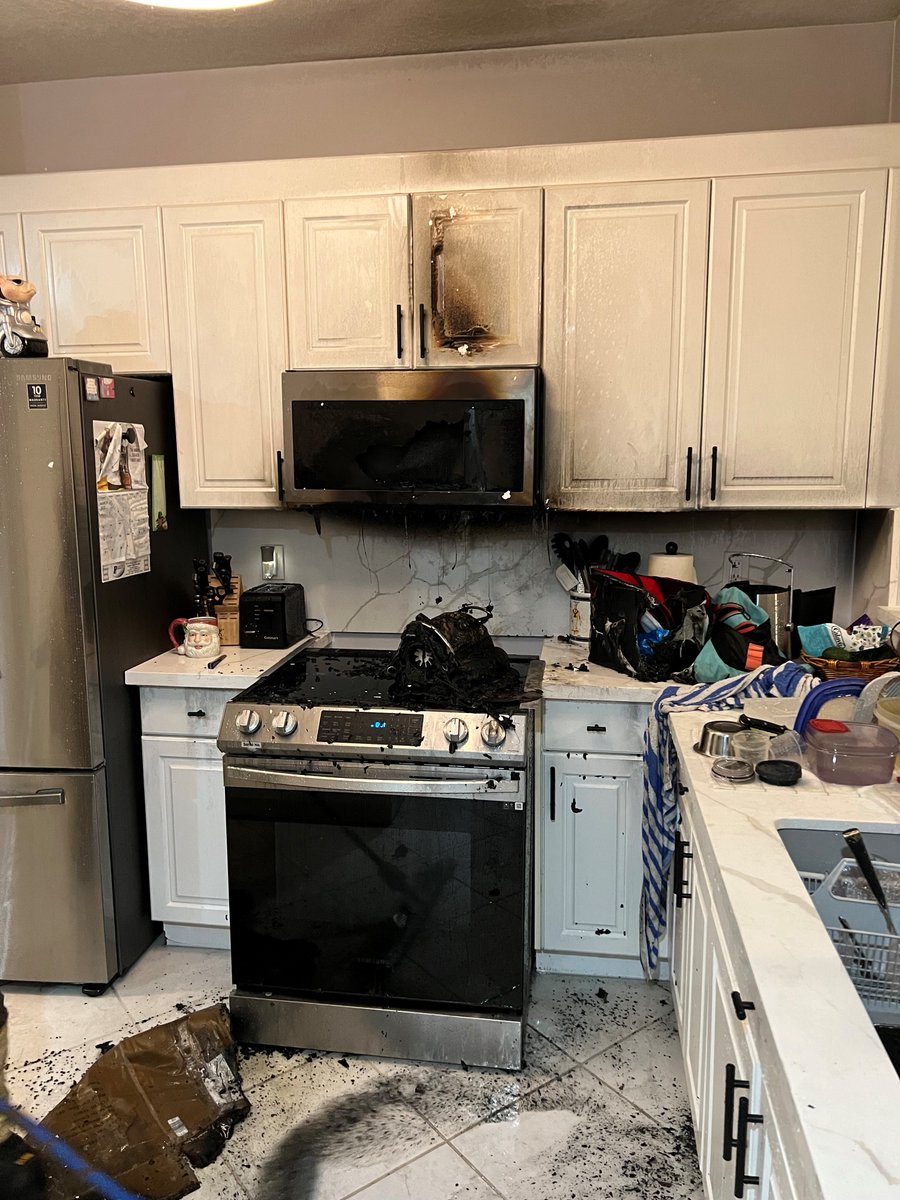 NFSAorg's tweet photo. Thanks to #TamaracFL Fire Marshal Tommy Demopoulos for this #sprinklersave! #FireSprinklers extinguish early morning apt bldg fire. "This system saved the lives of resident &amp; her cat, other residents, and reduced the exposure for our #firefighters to cancer causing carcinogens" https://t.co/UUWwdHZxKr