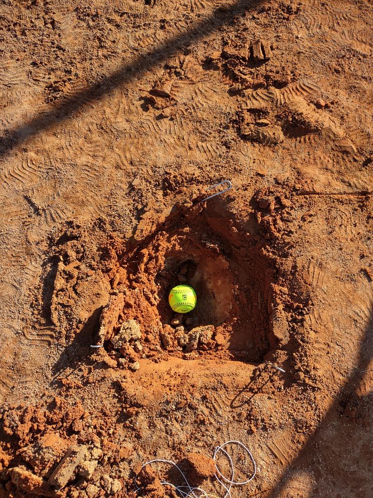 Dan Gill tweet media