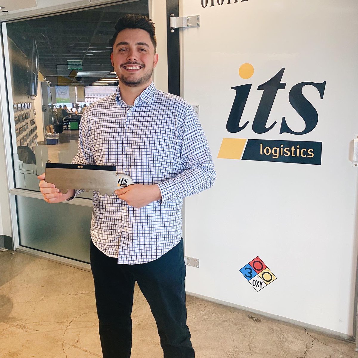 ITSLogistics_'s tweet photo. Hats off to our February Logistics Sales Executive, Sales Executive and Business Services winners of the month! Great job Erik Rodenberg, Alex Bertrando and Nicole Pedro! 🏆🏆 https://t.co/ERj45S45ry