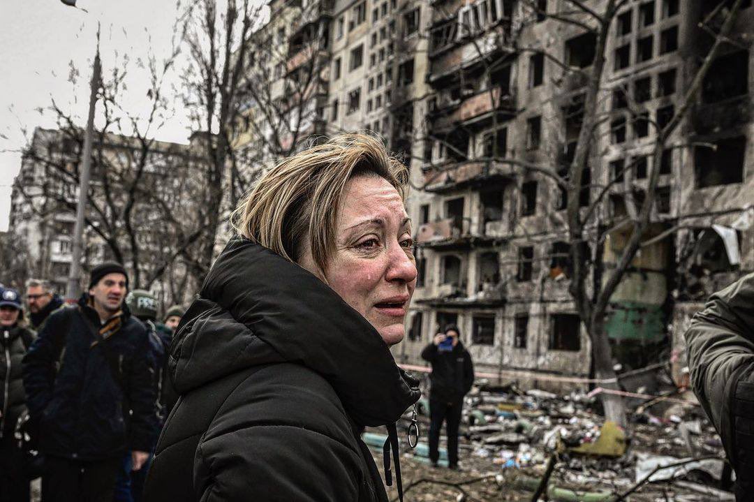 UkraineIam's tweet photo. Kyiv today after rocket attack of russian orc forces. To be honest, to see all this is just heartbreaking, I still remember this city full of joy and life, I still remember how Ukrainians were happy to greet first tourists from Saudi when quarantine lockdown ended..

#Ukraine https://t.co/pirvoEmksg