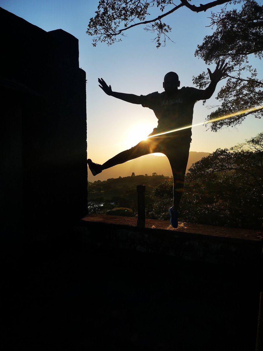 Sarutheone's tweet photo. Hi, my name is @SaruTheOne, and I am a Destination Consultant...
My gift to you is that I do not recommend what I have not experienced #TravelWithTheBest
#SuncityBaby
#ThisisNyangaBaby
#ThisisBvumbaBaby
#ThisisSandtonBaby
#ExploringHondeValley
#DiscoveringChimanimani https://t.co/fNfegcZIoG