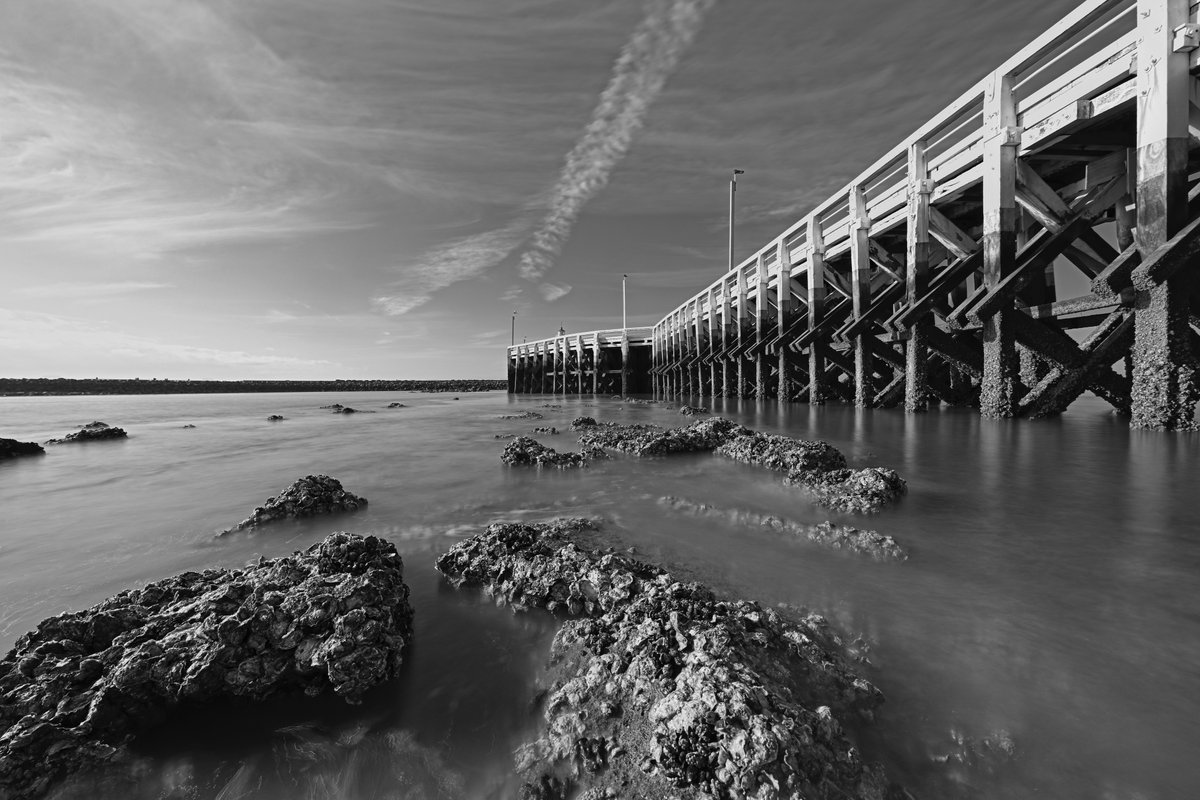 PhilippeM64's tweet photo. Oostende, maandag 14/03 in B&amp;W @StadaanZee #StadaanZee @NikonBelgie #NikonZ9 https://t.co/uXFy0fSuTY