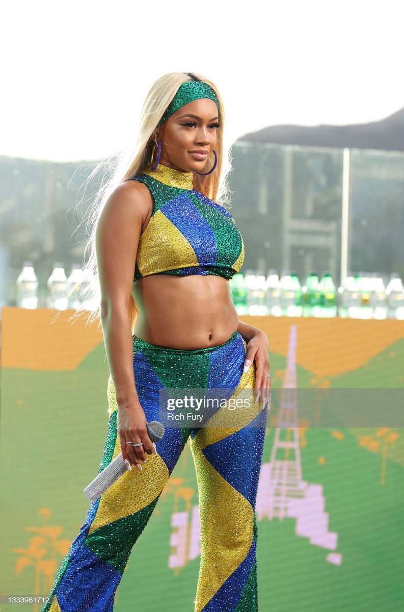 Lapgodd's tweet photo. I love this fit that @mugopus created for me for my @Sprite x #LiveFromTheLabel event πβοΈπ https://t.co/Tk7U86l7mc