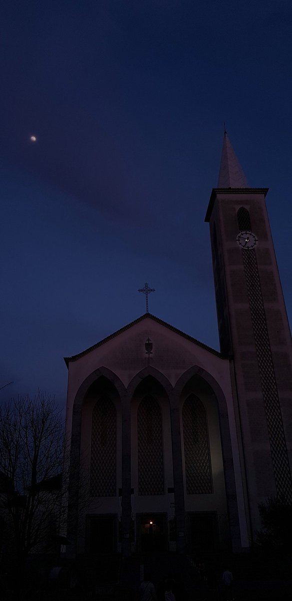 dvegan269's tweet photo. Low Light Church
#sunsset #lisboa #streetfinder #streetphotography #lifeframer https://t.co/PMbPMBKLtX