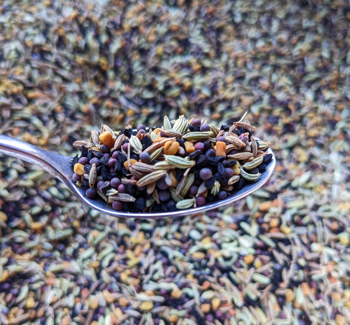 Panch Phoron blend is a traditional Bengali five spice. This is a whole spice blend, designed to be lightly toasted before adding other ingredients. It can be used in curry’s, stews and even to spice up a salad with some crunch and layers of flavour.