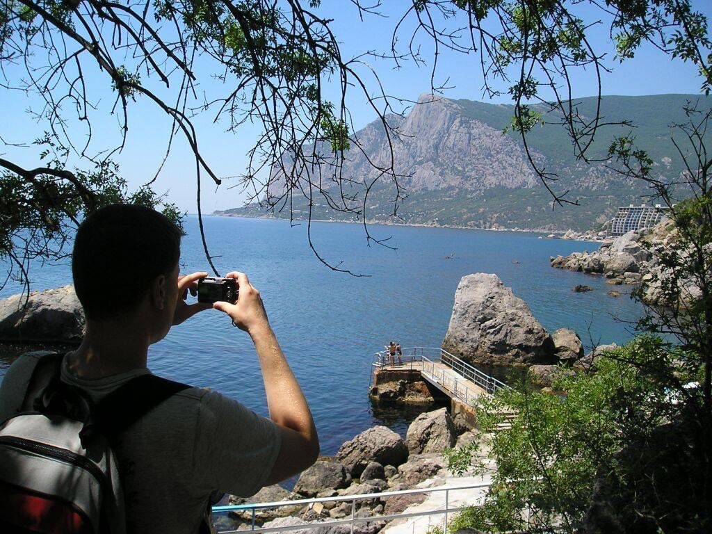 John_Leknes's tweet photo. From our vacation in #Crimea before it was occupied by #Russia. We will go back when it has been liberated ✌️🇺🇦🙏 https://t.co/aAhyDuMu8G
