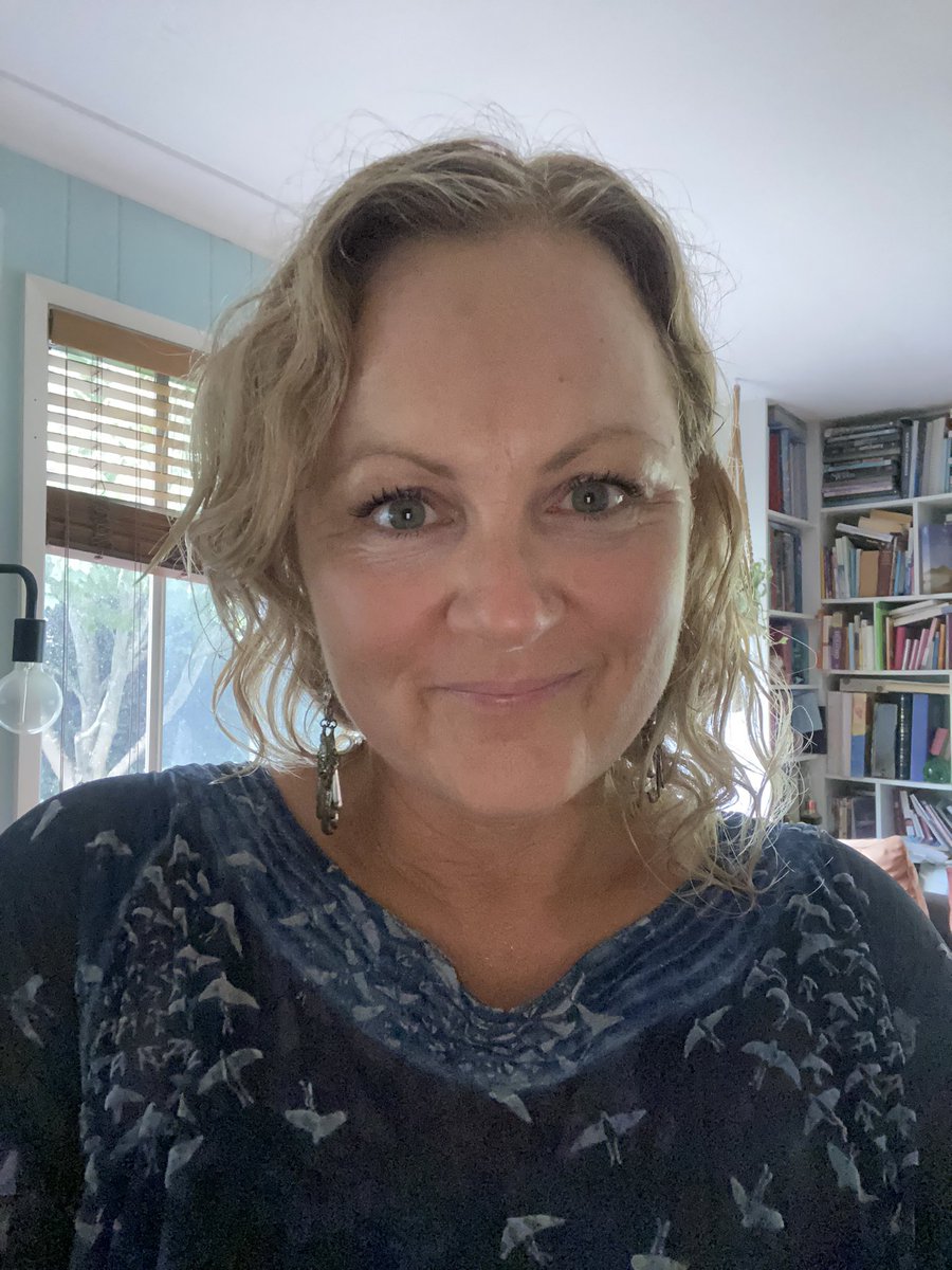 I’m a strong believer in balanced giving and receiving.

As Doreen Virtue shares a balance of giving and receiving is essential to keeping your energy, mood and motivation at a consistently high level.

I am so appreciative of those who continue to show me this truth 🙏🏼