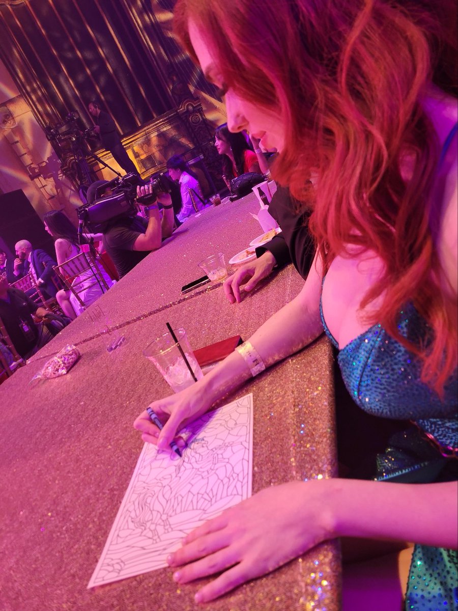 SamaturaCosplay's tweet photo. Barely took any pics at the Streamer Awards, but it was so much fun! Congrats to everyone who won! This was such an awesome experience, and I really hope this can become a yearly event 💕 https://t.co/okdU4Y81vi