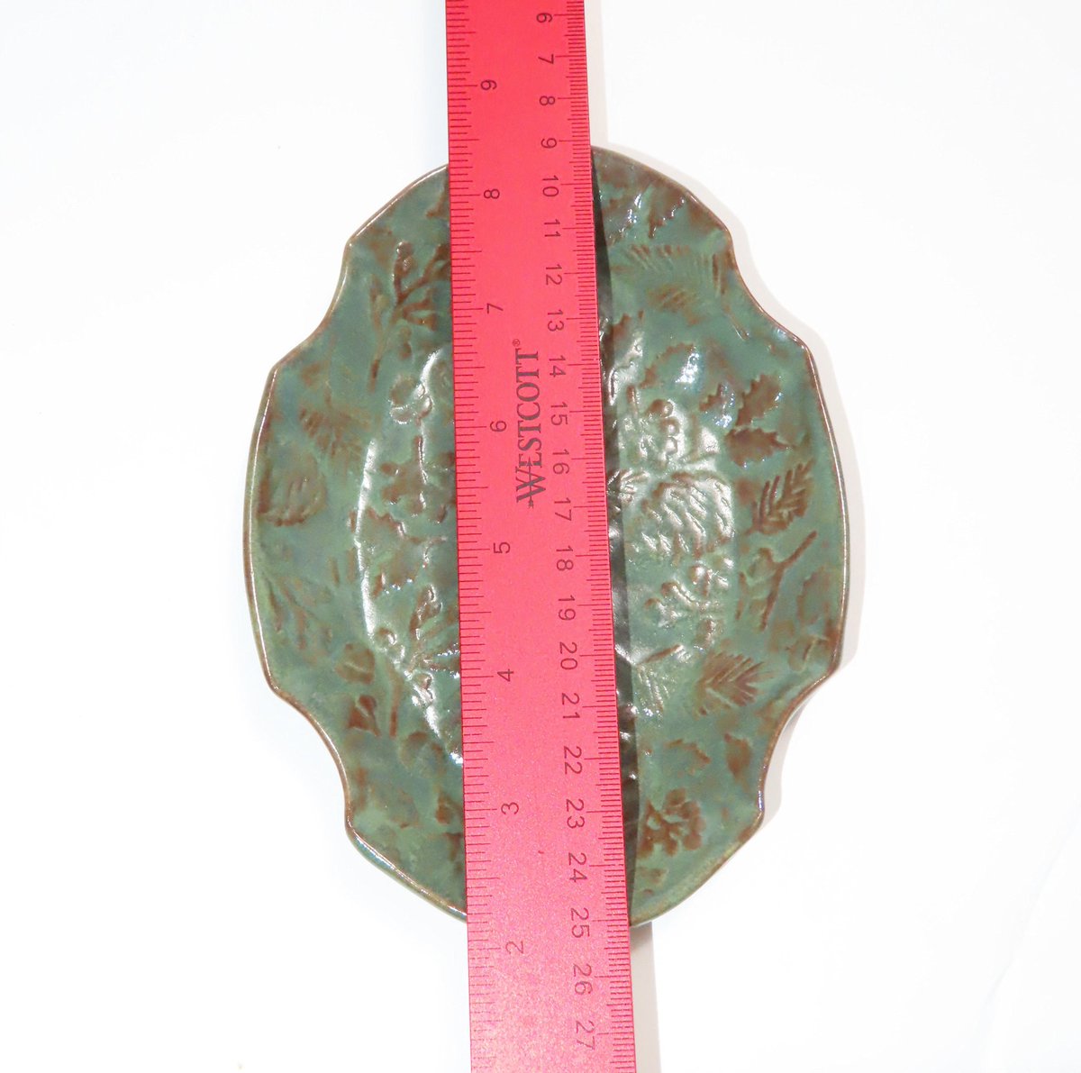 JKCJewelry's tweet photo. Green Pottery Soap Dish, Pinecone Holly Oval Dish, Home Décor, Fall Decoration, Ceramic Plate, Handmade Pottery, Jewelry Dish, Teabag Holder https://t.co/5BJE6qz1y7 #art #ceramics #handmade #pottery #GreenDish https://t.co/alGQVH6GgD