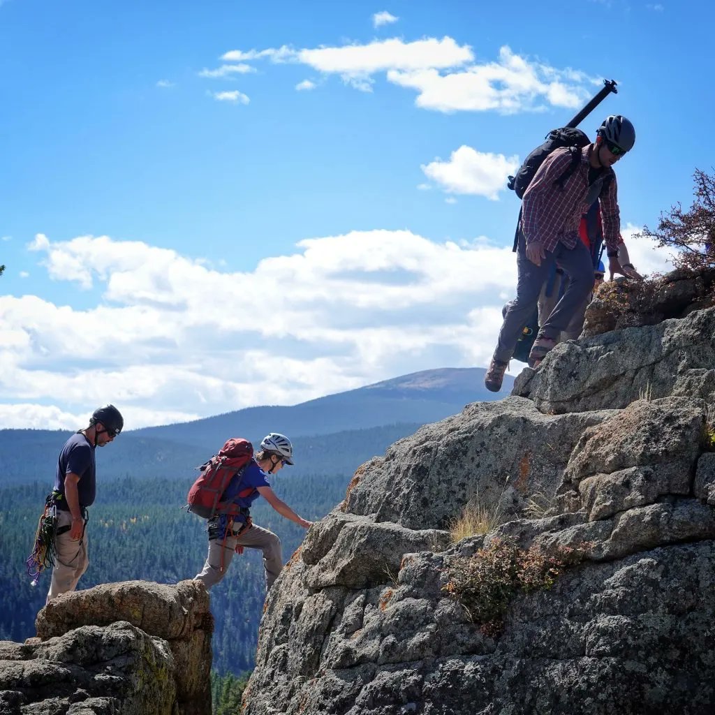 elevatedsafety's tweet photo. Tom Wood, one of our Elevated Safety Instructors, will be supporting Richard Delaney in teaching a lightweight #backcountryrescue course, at the Petzl Technical Institute in Utah on May 7-8. Check out the #RopeLab website, and get registered. https://t.co/na9UmQUZRX
#roperescue https://t.co/00rmJnpvGH