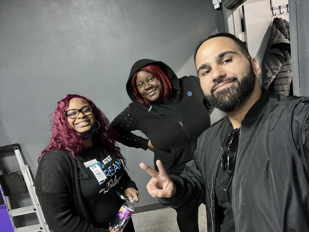 Moe Abushahla (@abushahlamoe) on Twitter photo Big shout out to my rockaway Brooklyn team! Walked in on them Educating a customer on the benefits of doing a business account with AT&T! Such a proud moment for these hustlers! Love to see it! They even brought me in and introduced me! <a href="/MikeBaimba/">Michael Baimba</a> <a href="/judy_cavalieri/">Judy Cavalieri</a> <a href="/stephenvergine/">Stephen Vergine</a> Big shout out to my rockaway Brooklyn team! Walked in on them Educating a customer on the benefits of doing a business account with AT&T! Such a proud moment for these hustlers! Love to see it! They even brought me in and introduced me! <a href="/MikeBaimba/">Michael Baimba</a> <a href="/judy_cavalieri/">Judy Cavalieri</a> <a href="/stephenvergine/">Stephen Vergine</a>