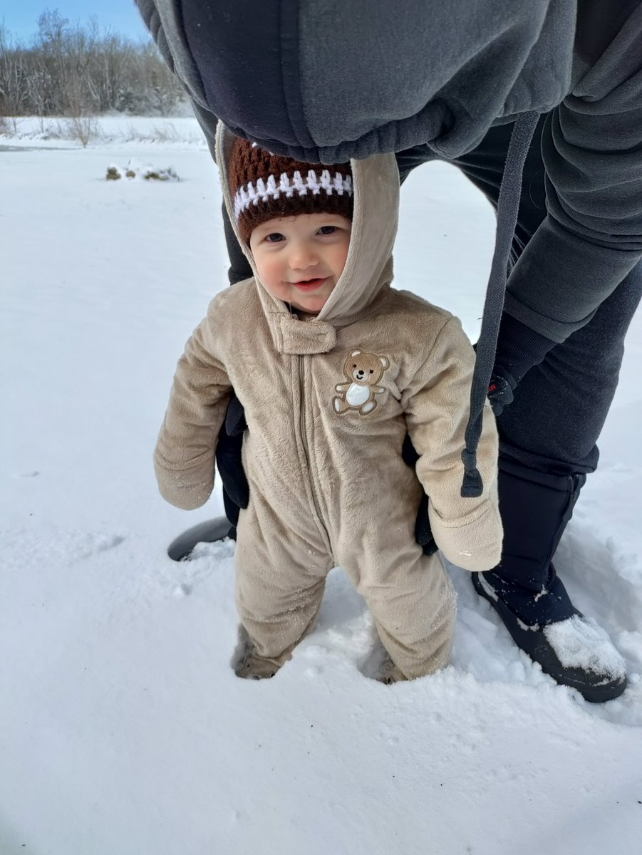 slgrosko's tweet image. Counting down the days until summer break so I can spend every minute with my little cutie pie! #teachertired #covidteaching #tiredmama #summercomesoon #gavin