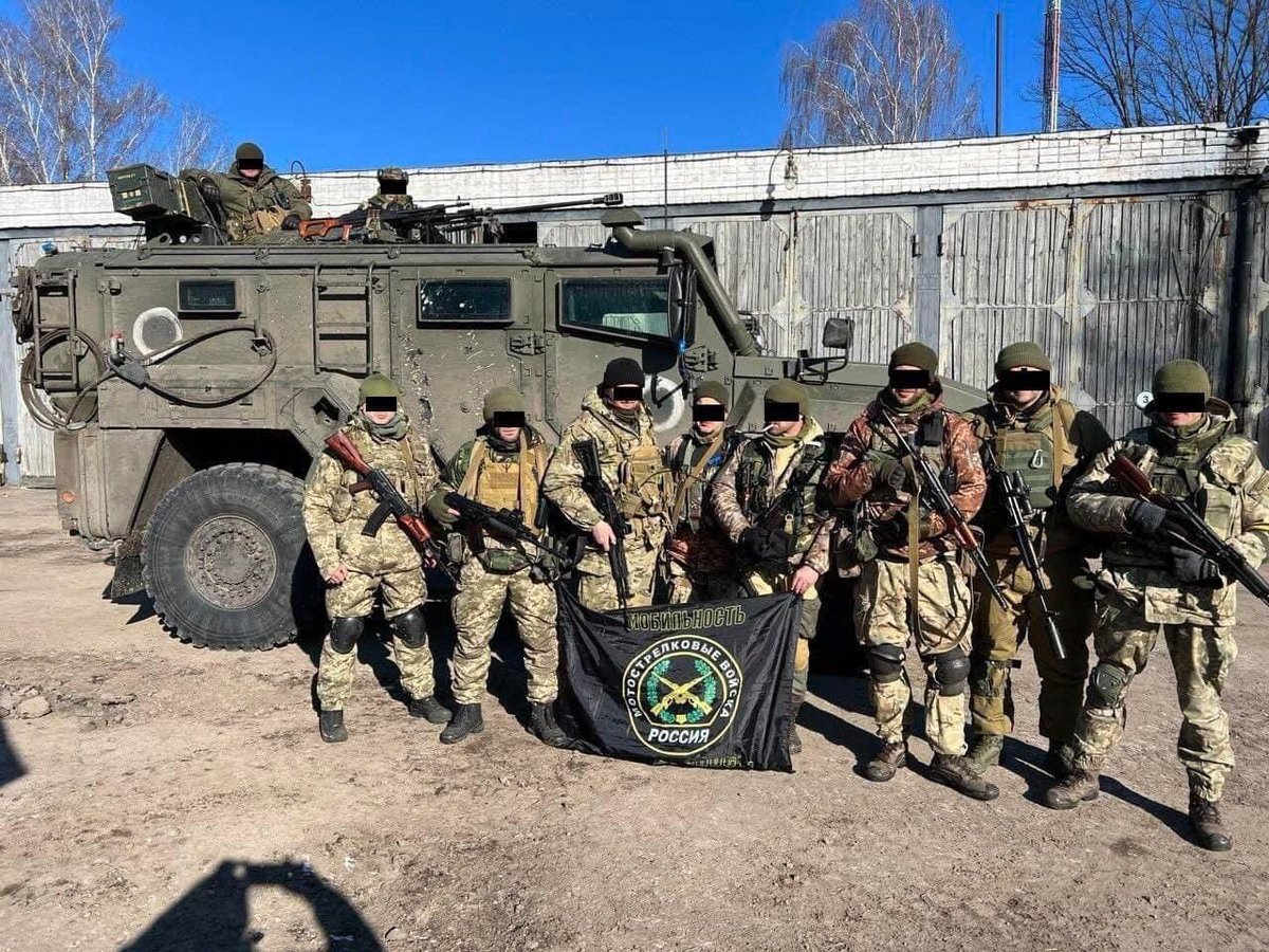 Ukrainian soldiers seized the battle flag of a Russian Motorized Rifle Brigade and a Typhoon mine-resistant armored vehicle. A battle flag is basically the honour, pride and identity of a soldier.
