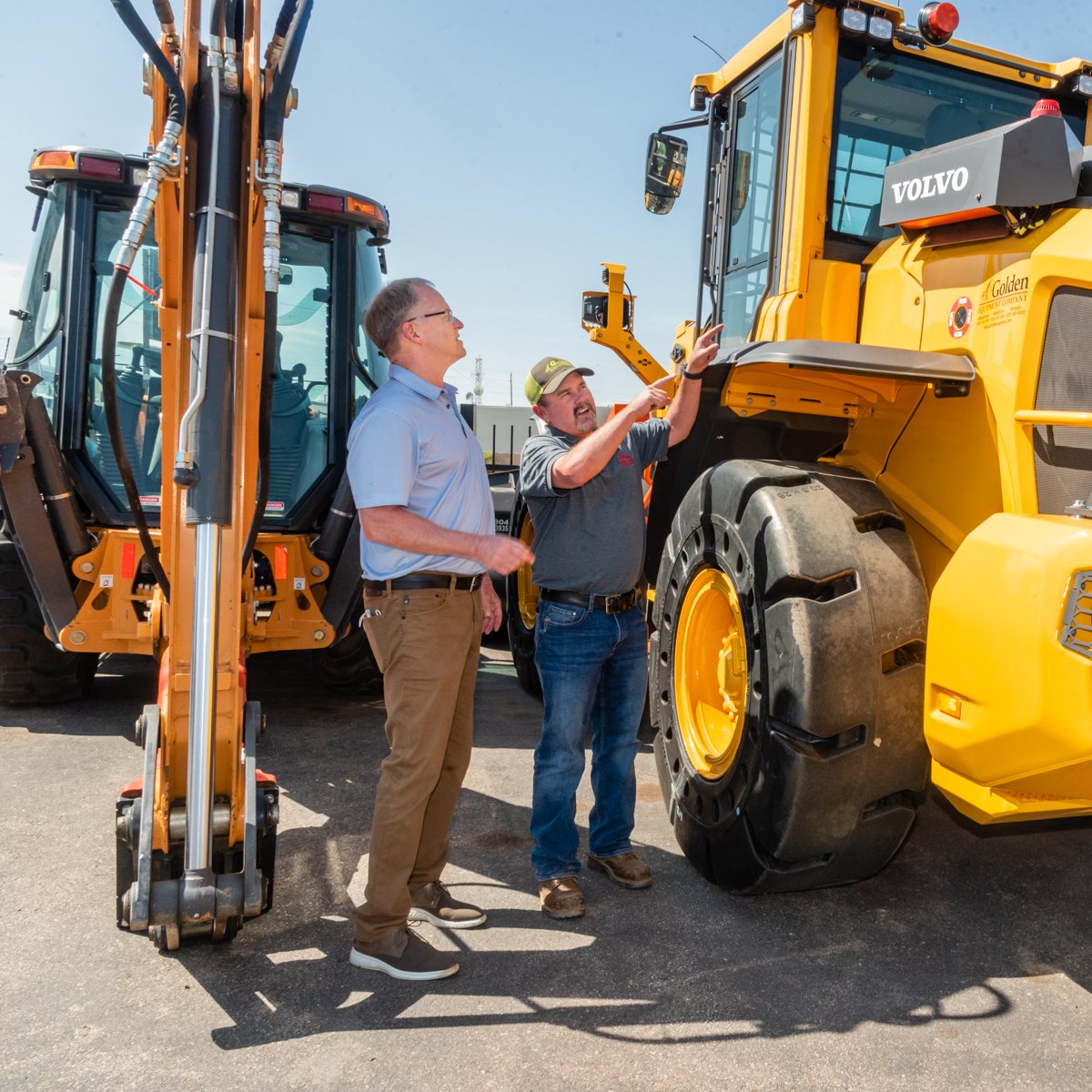 Prompt, professional, and prioritizing your best interests with each equipment repair we complete. Choose the Golden Equipment Company team for a thorough and complete repair: (505) 345-7811.