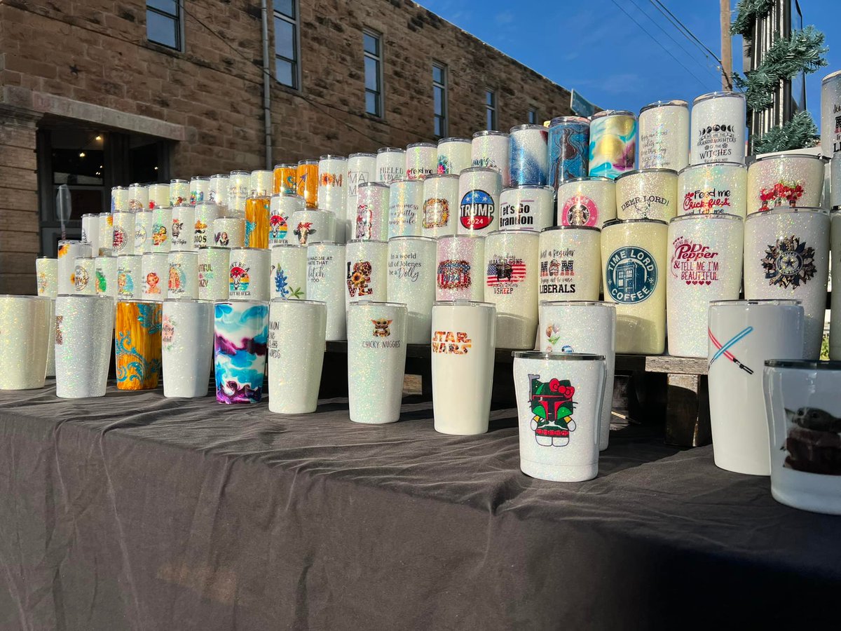 VisitEarlyTexas's tweet image. Buy Texas Market is this Saturday, March 19, 11am-3pm. Come shop from different vendors all showcasing Texas-made products. Today&apos;s vendor spotlight is Glitter Me Not Creations. All things cups &amp;amp; tumblers! 
#buymarkettexas #vendors #evec #market #shoplocal #customize #visitearly