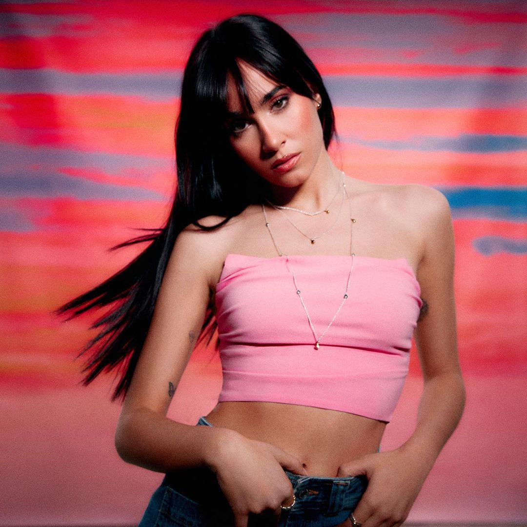 aitanaomexico's tweet photo. 🏵 AITANA x TOUS JEWERLY 🏵
🧸💎
📸: Javier Biosca
👗: Francesca Rinciari
💇🏻♀️: @Jesusdpaula
💄: Alex Saint
#JoyBits #TOUSJewelry https://t.co/cOSvJka0Fi