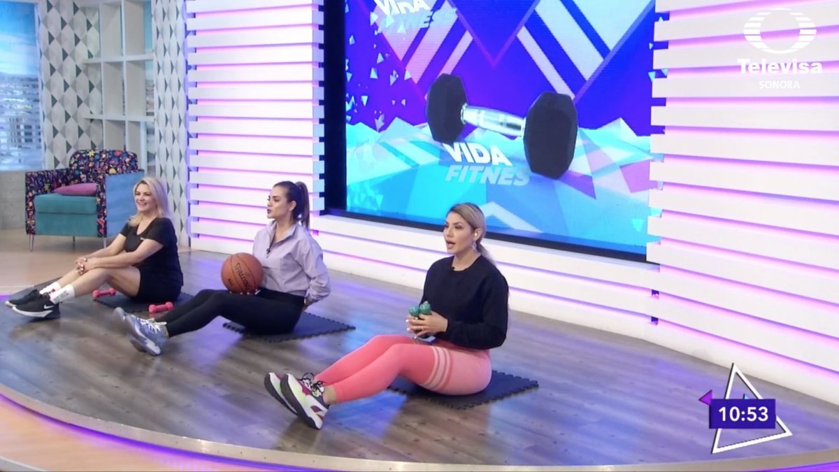TelevisaSON's tweet photo. Ejercicios para ejercitar el abdomen con @KarlaCastroFit.
Video ➡ https://t.co/labgK0cBhT
#Familiarmente | #TelevisaSonora https://t.co/vUiWdnjcwL