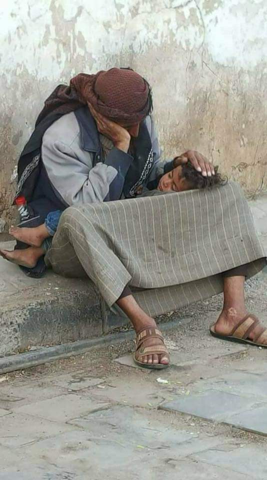 AlshbybyWfa's tweet photo. أقسم بالله ان القلب يقطر دم  💔

اللع نه على النفاق السياس�� والديني 
حسبنا الله ونعم الوكيل https://t.co/KVkew99x16