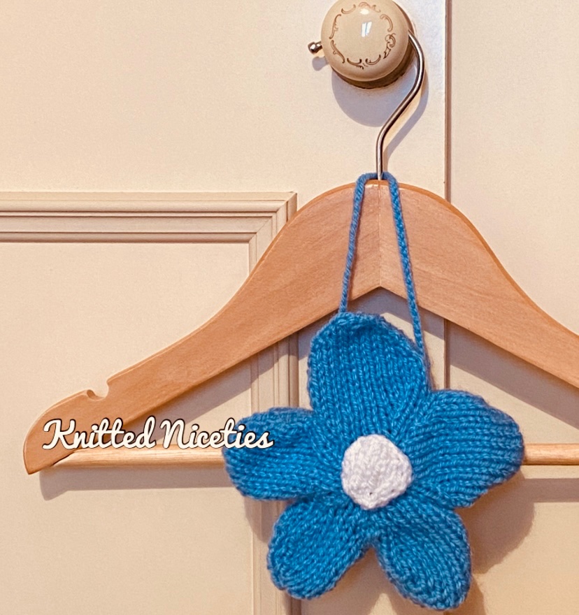 KnittedNiceties's tweet photo. The gorgeous #knitted #flower wardrobe #fresher left this week for a lovely fellow #womaninbiz @KcbraidsBeads. I do have 3 more available in each #scent for a #trial price of only £8 including UK delivery 
DM me more further details https://t.co/xNrQ03aJCC