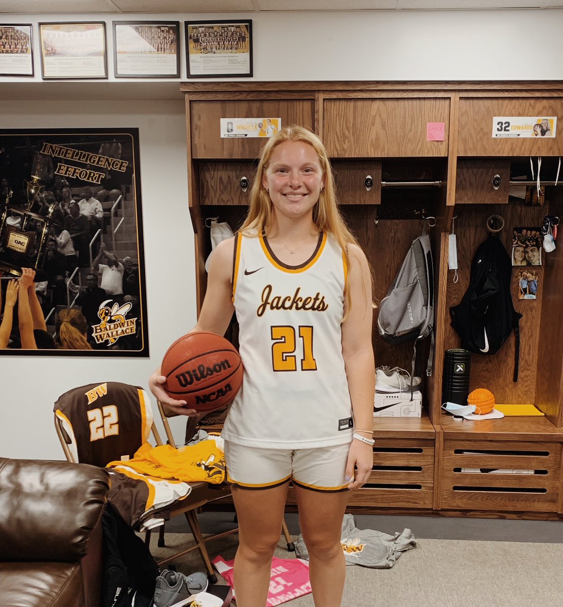 kayciebadylak's tweet photo. next 4!!🐝💛 #100%COMMITTED @BW_wbasketball @MWTakeover @CoachChelle1 @McNAthletics https://t.co/Ld8gzUVweQ