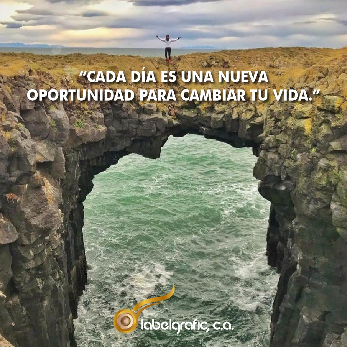 Labelgrafic's tweet photo. Quien no arriesga, quien no apuesta por lo nuevo, se queda atrás con su proyecto y corre el riesgo los resultados pueden sorprenderte.

#frases 
#emprendedor 
#motivación 
#arriesgate 
@labelgrafic https://t.co/tirFP7WwIz