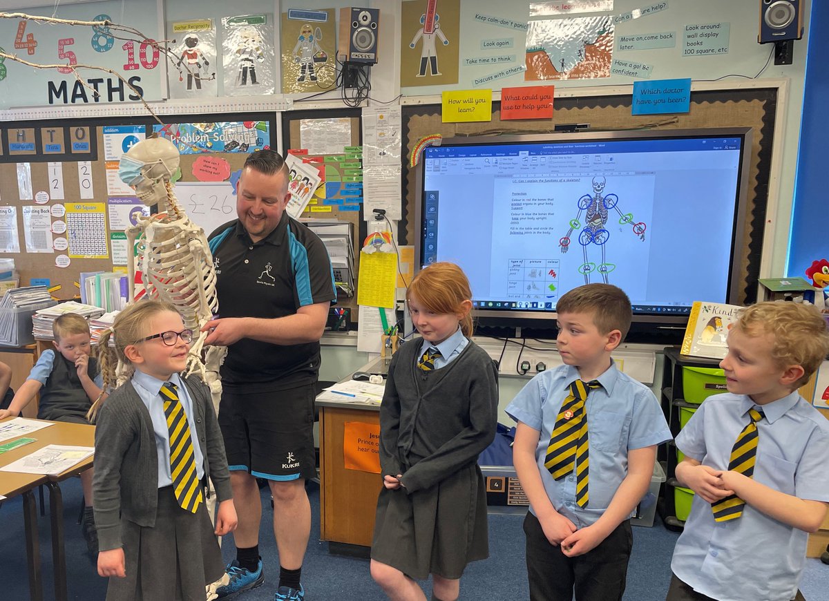 An super exciting start to Science Week for Year 3! Thank you to one of our parents, Scott Woodhead from Sports Physio UK, for coming to teach us about the skeletal system and bringing along bony Jack!