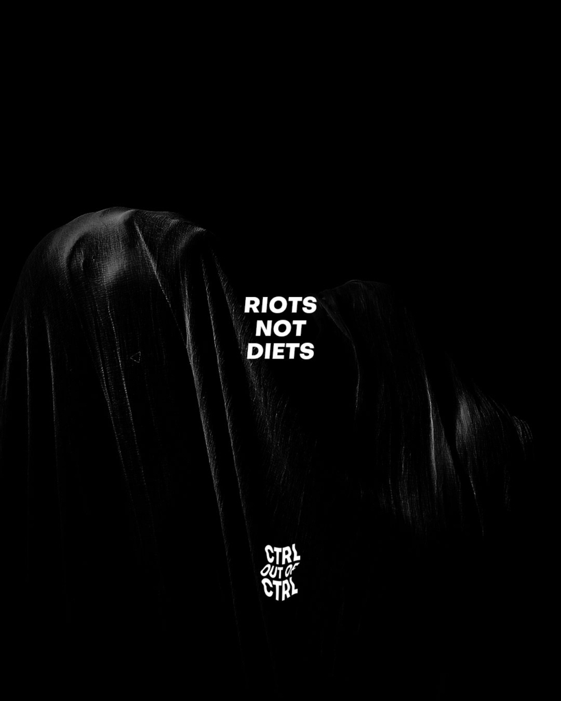 ctrloutofctrl's tweet photo. RIOTS not diets 👀🏴⁠
#controloutofcontrol⁠
⁠
⁠
#darkfashion #grungefashion #darkgrunge #alternativefashion #blackaesthetic #grungeblog #grungeoutfit #grungefeed #grungesociety #alternativeoutfit #altstyle #gothaesthetic #grungegoth #softgrungeblog… https://t.co/vEQMz7DpS5 https://t.co/kpKz41V8MO