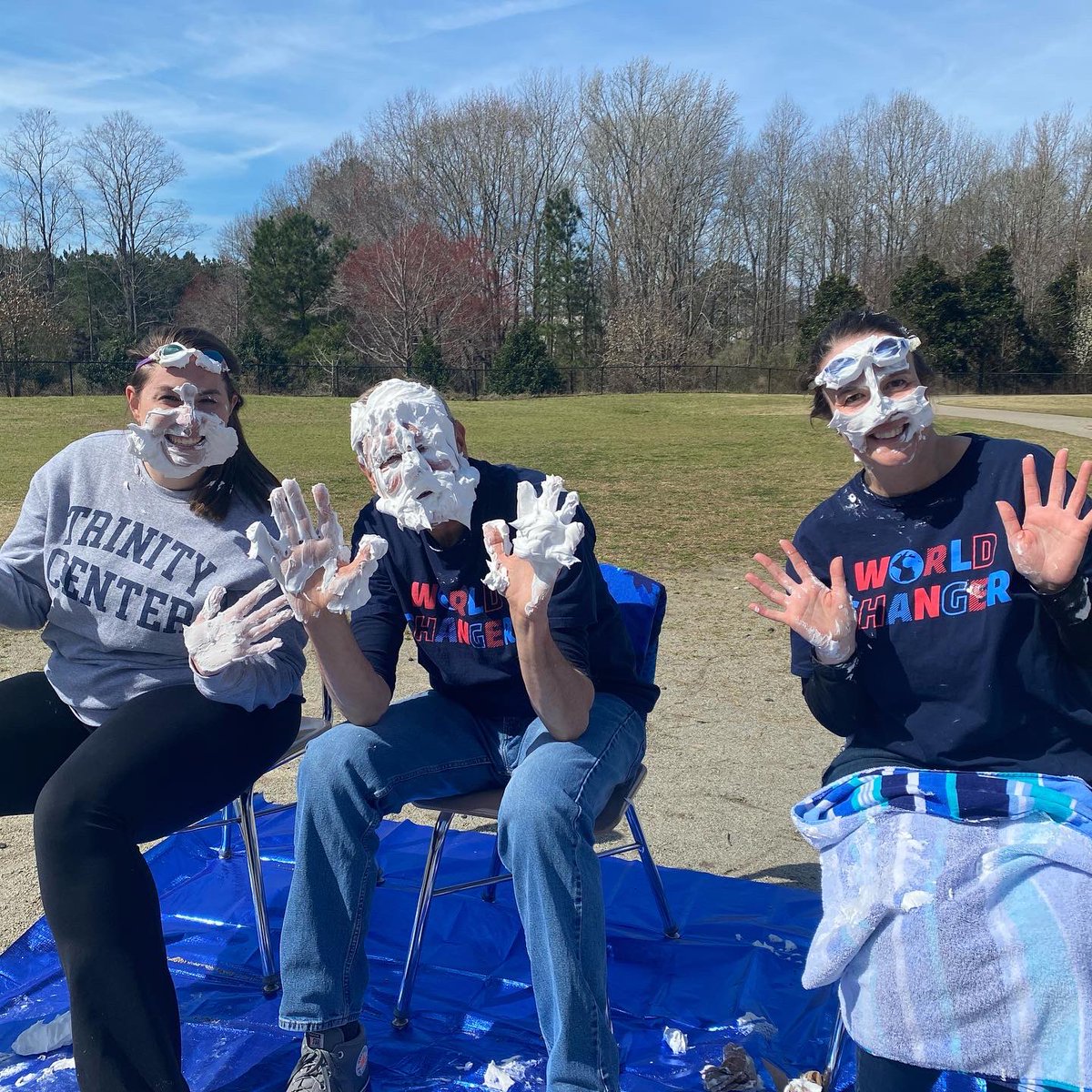 ReneeLWhite5's tweet photo. Nothing like getting to have a little fun on #PiDay & get to pie an admin in the face to celebrate Boosterthon fundraising @herbertakins . 🥧😆
#piday2022 #boosterthonfunrun #goodsports #HAWKSsoar https://t.co/sHLGs2bOSZ