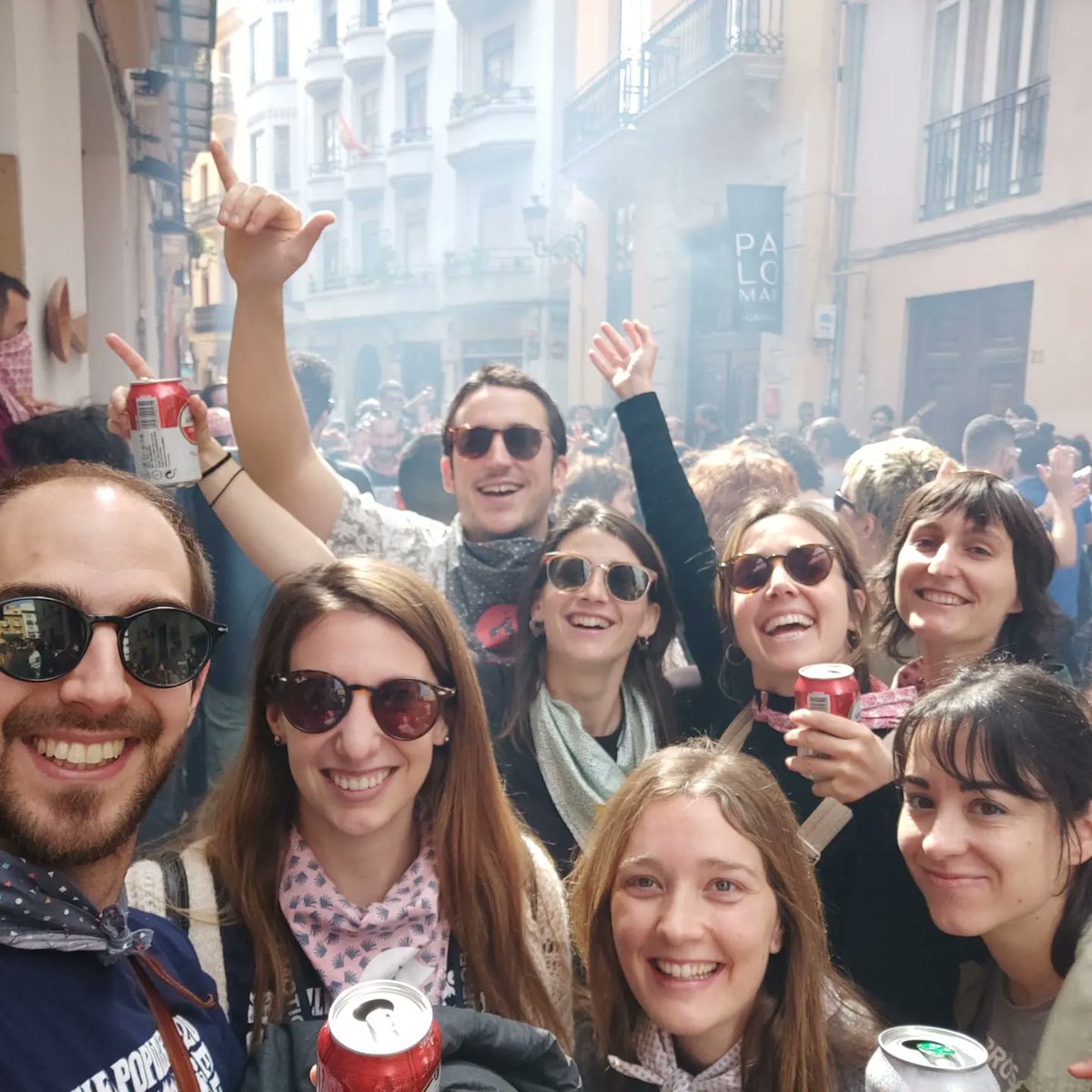 guipoto's tweet photo. Que bonic ha sigut aquest cap de setmana llarg! Amb vosaltres, tot, gràcies!💜 #aniversarifeliç #fallespopulars #Valèncianosacabamai https://t.co/9VyLkp8FvC
