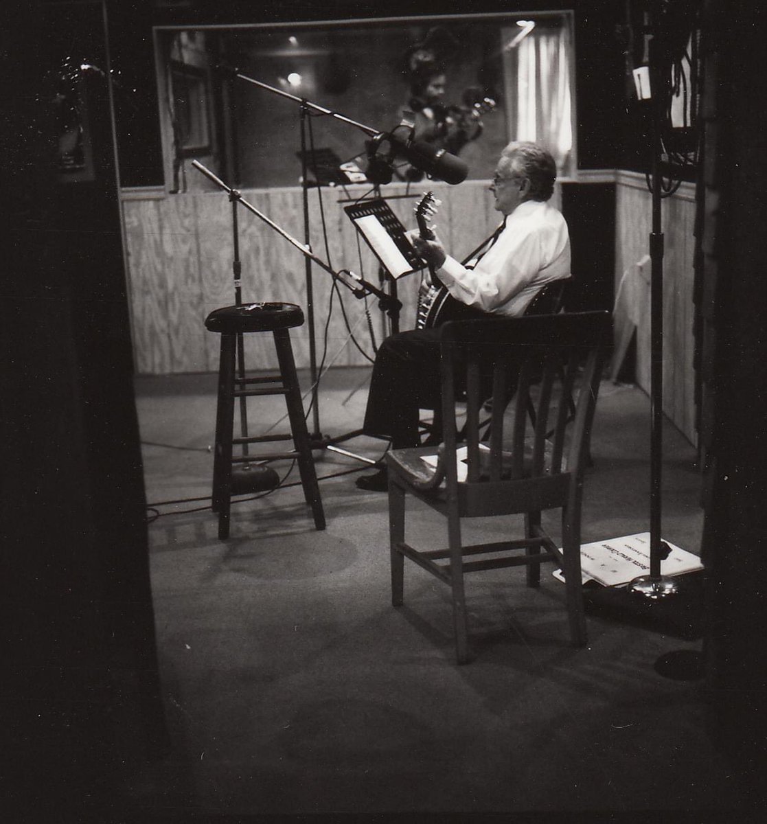 Jim Lauderdale tweet media