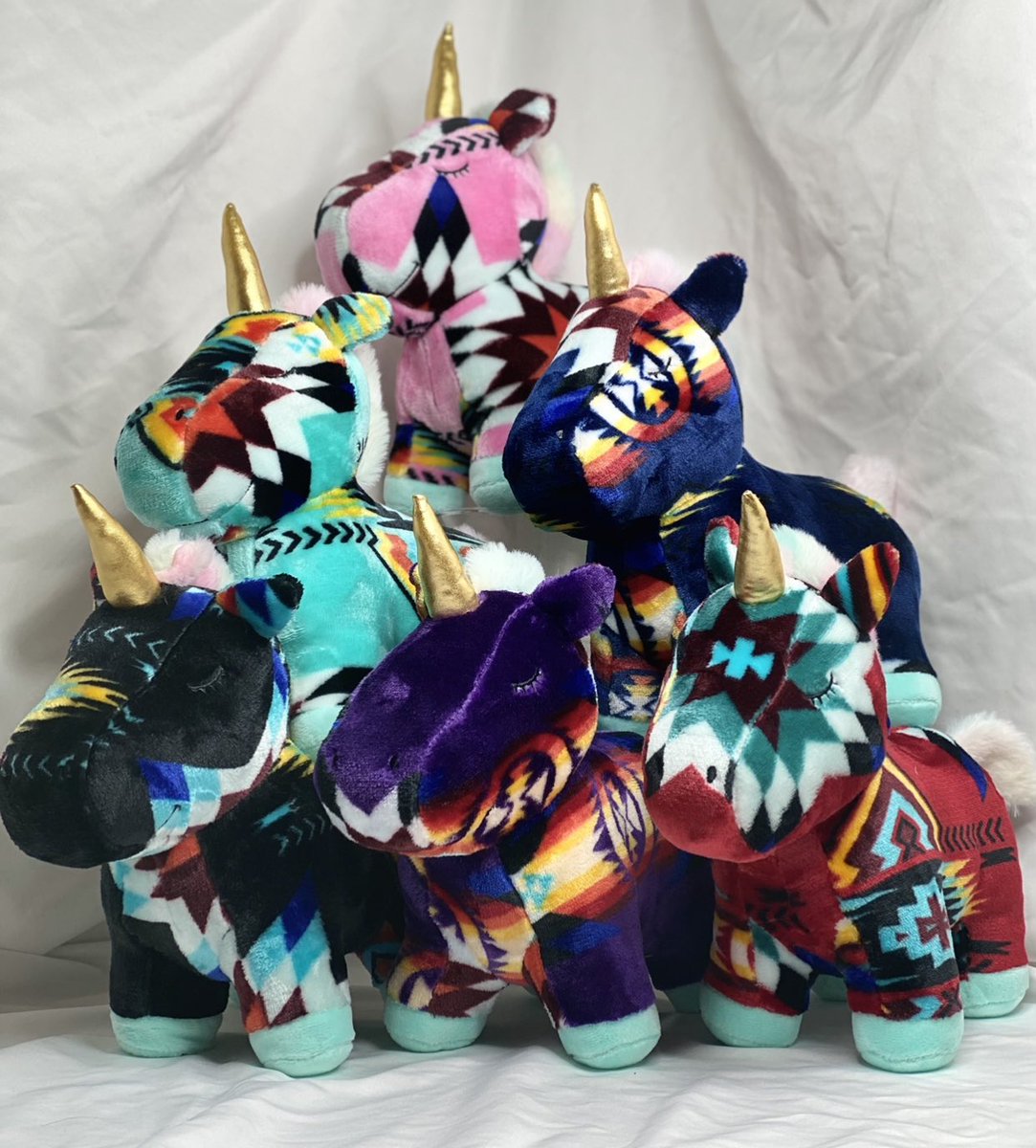 lopezbeading's tweet photo. Unicorns are now available on https://t.co/Xp5woQbiN0 🦄✨ https://t.co/1kAiW2oOZa