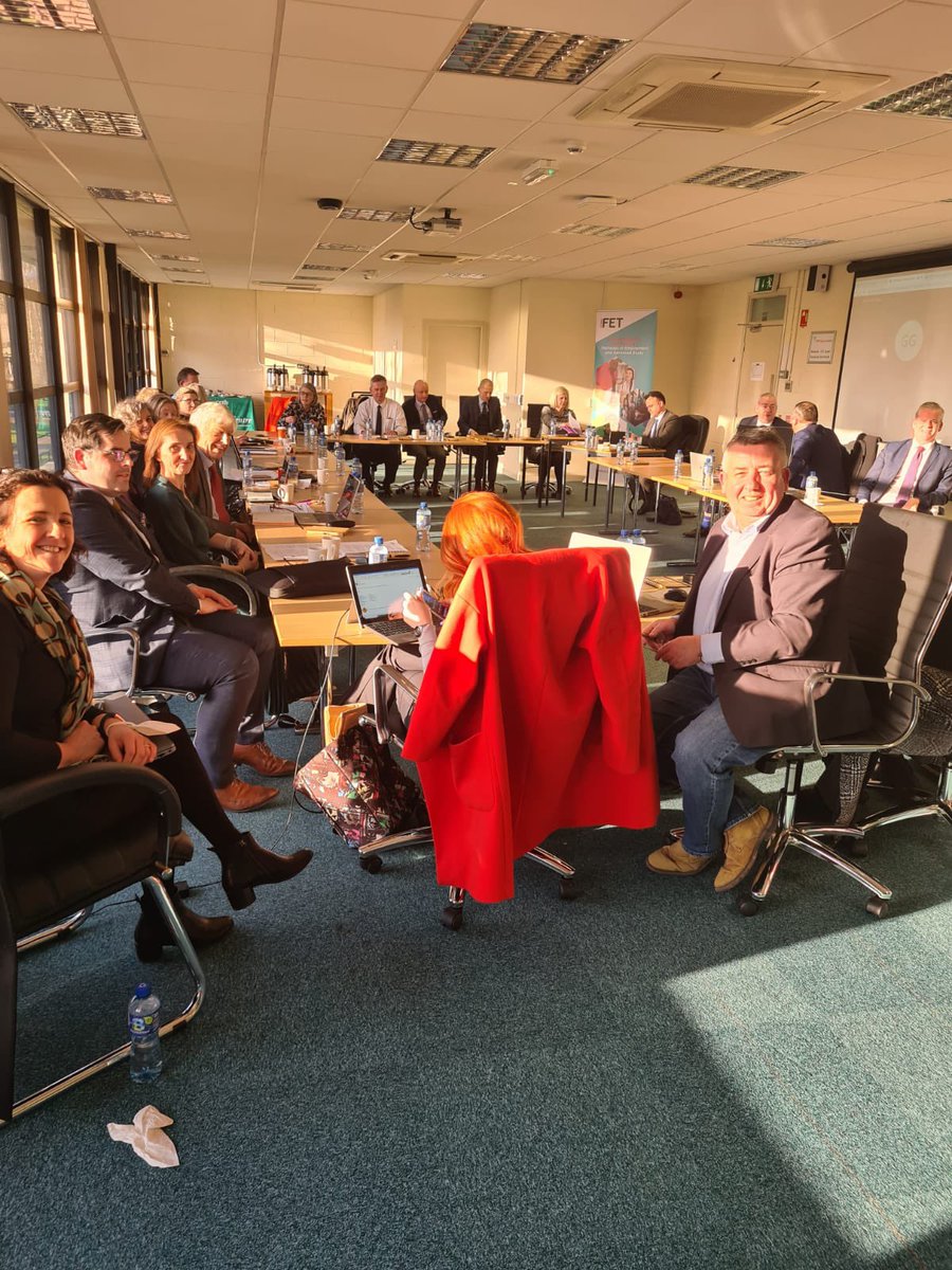 andrewbrownlee7's tweet photo. Another really interesting day engaging in strategic dialogue with @CorkETB - good to see such passion &amp; commitment to change &amp; the #FutureFET strategy Transforming Learning  @FETBishopstown #alwayssunnyincork https://t.co/mjbuNe7zOT