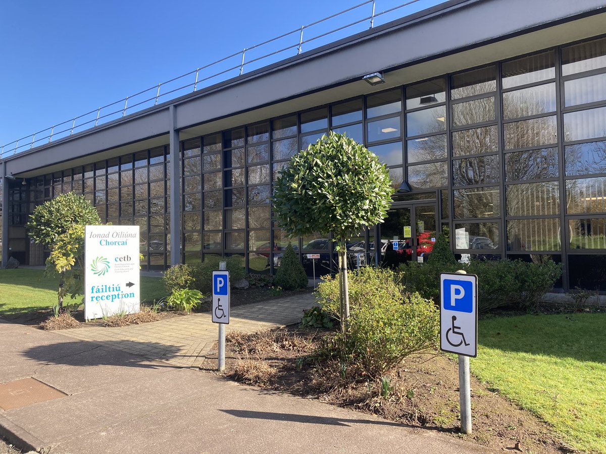 andrewbrownlee7's tweet photo. Another really interesting day engaging in strategic dialogue with @CorkETB - good to see such passion &amp; commitment to change &amp; the #FutureFET strategy Transforming Learning  @FETBishopstown #alwayssunnyincork https://t.co/mjbuNe7zOT