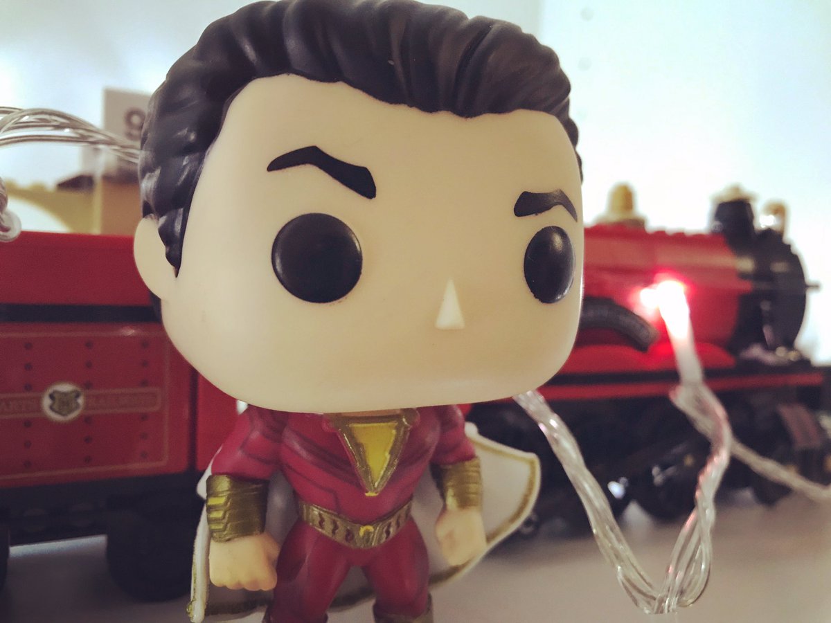 LBG_BRICKS's tweet photo. Shazam, formed from magic…
.
.
.
#shazam #hogwartsexpress #lego #legos #legolove #legolife #legoinstagram #harrypotter #legoharrypotter #legomagic #dccomics https://t.co/eh3nRFFiVR