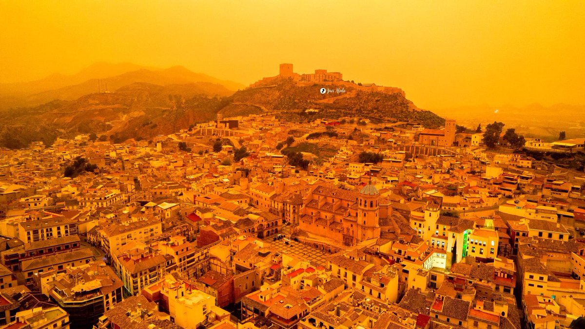javialedo's tweet photo. La Borrasca Celia llega a #Lorca #Murcia  @A3Noticias #TuTiempoA3N @tiempobrasero https://t.co/u0fz4tvIU2